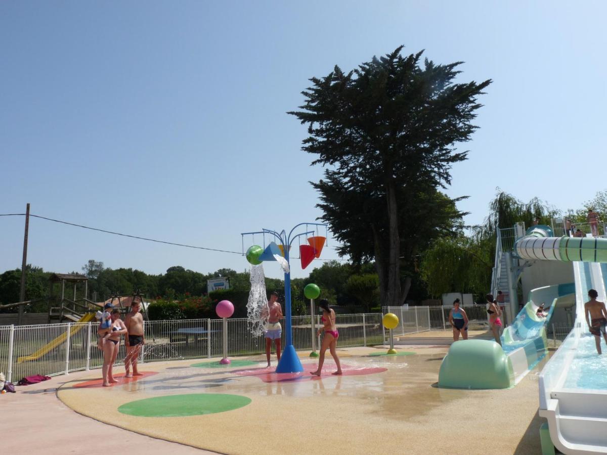 Camping Paradis Aloe Medis Exterior photo